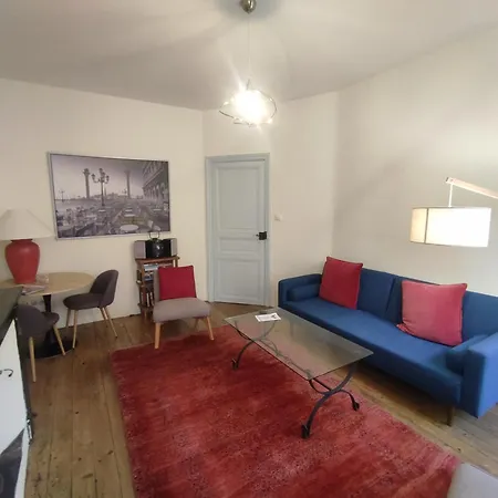 Lägenhet Town House, Rue Barbes *