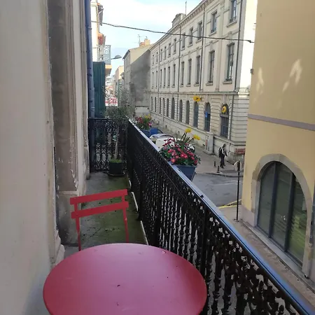 Town House, Rue Barbes * Carcassonne