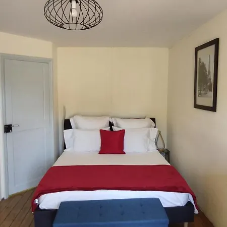 Town House, Rue Barbes Lägenhet *