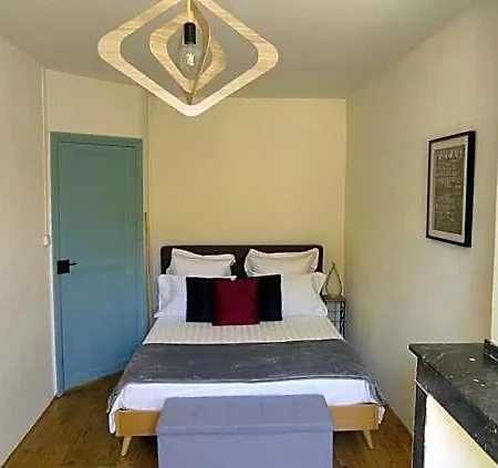 Apartment Town House, Rue Barbes