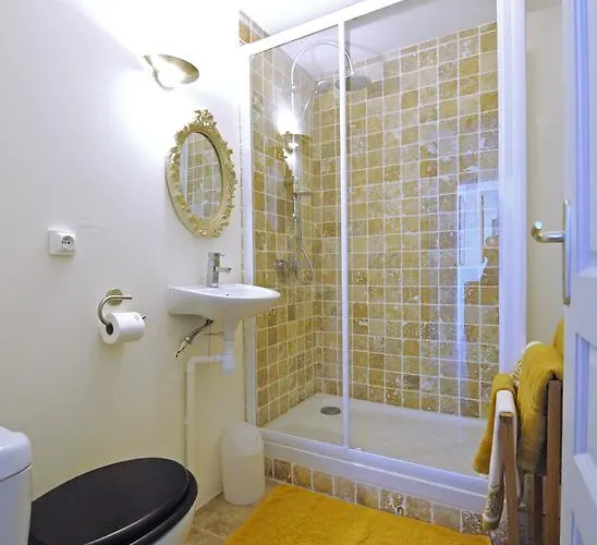 Town House, Rue Barbes Carcassonne