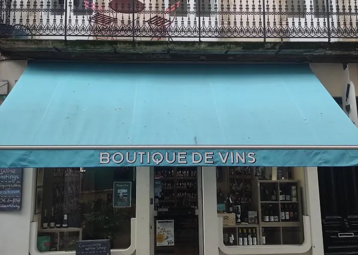 Town House, Rue Barbes Lägenhet