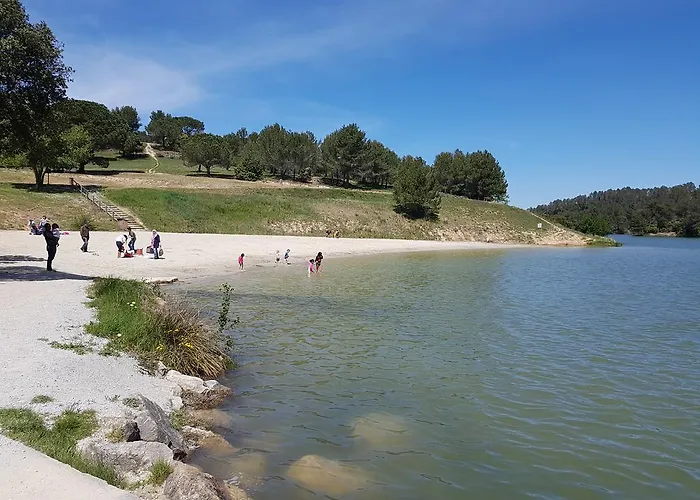 Town House, Rue Barbes Apartment